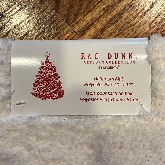 NWT Rae Dunn Christmas bath mat - Picture 2 of 2